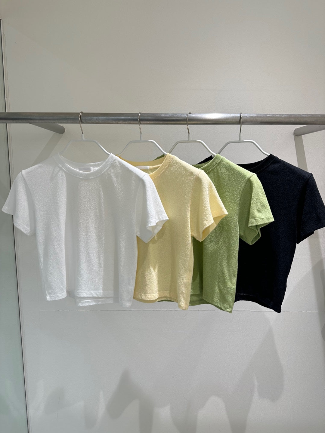 <Essential> Boucle Cropped T-shirt