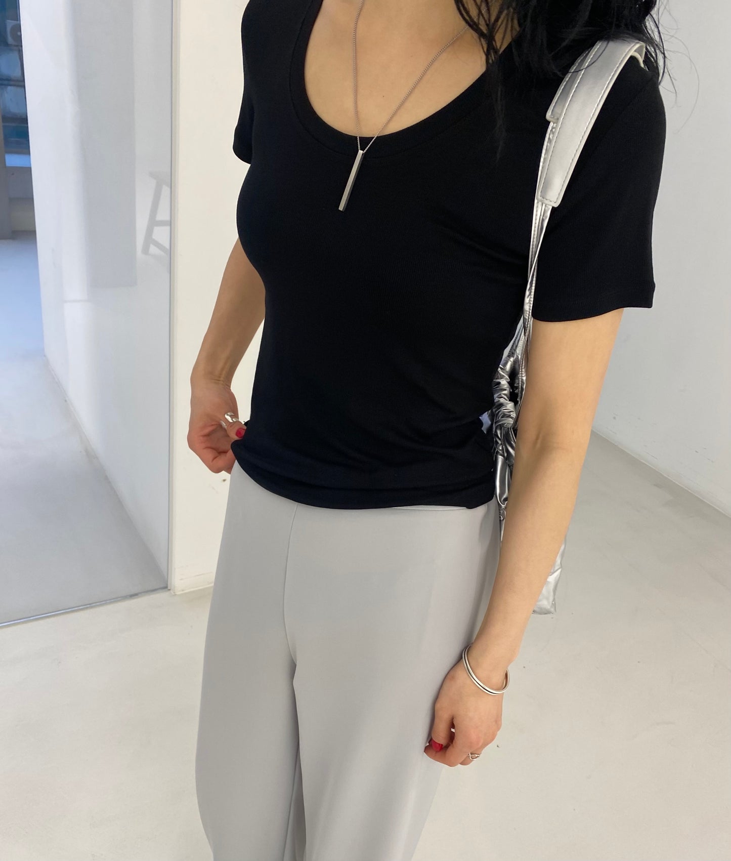 Rayon Rib U-neck Shirt - Shortsleeved