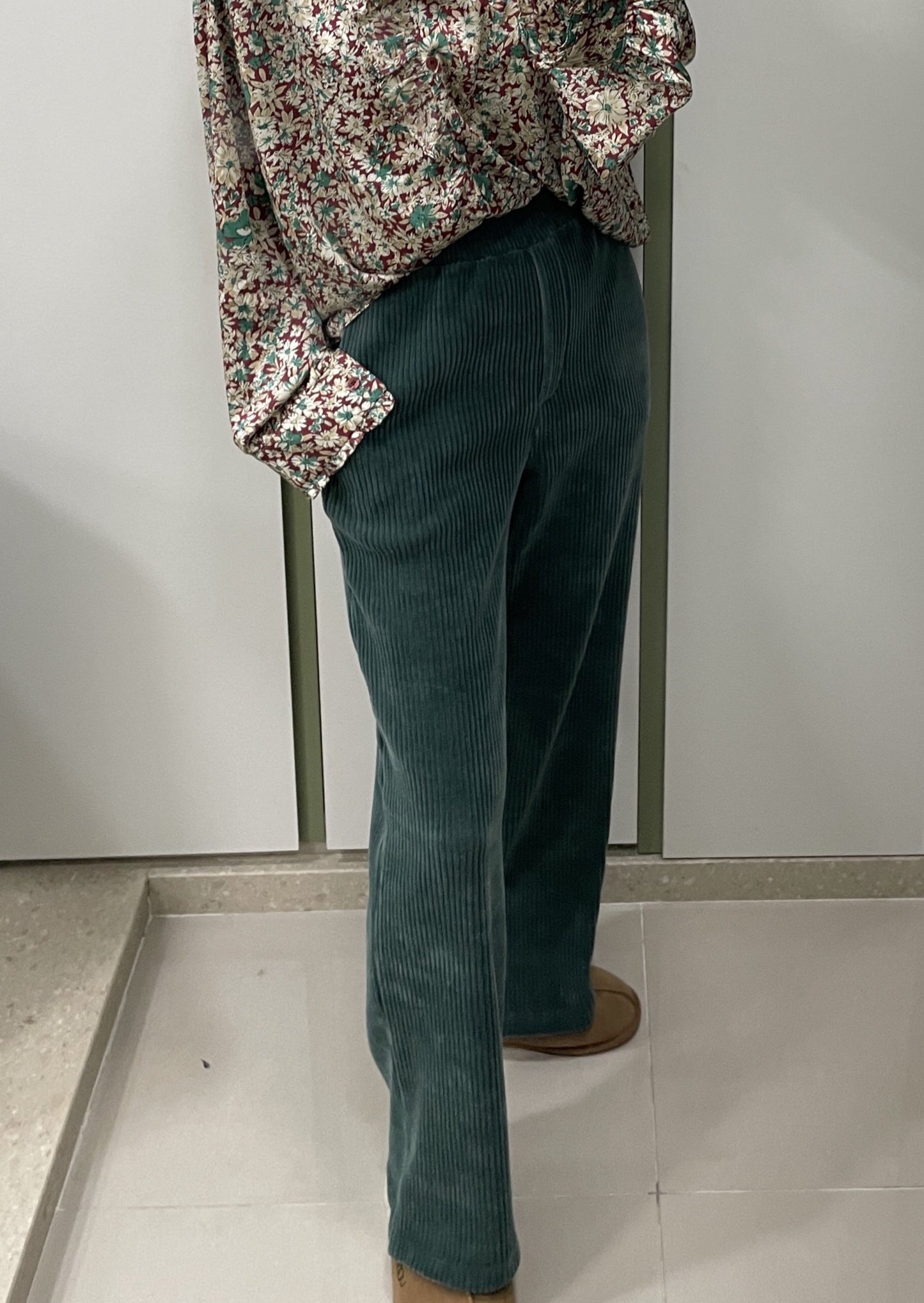 Stretch Corduroy Wide Leg pants