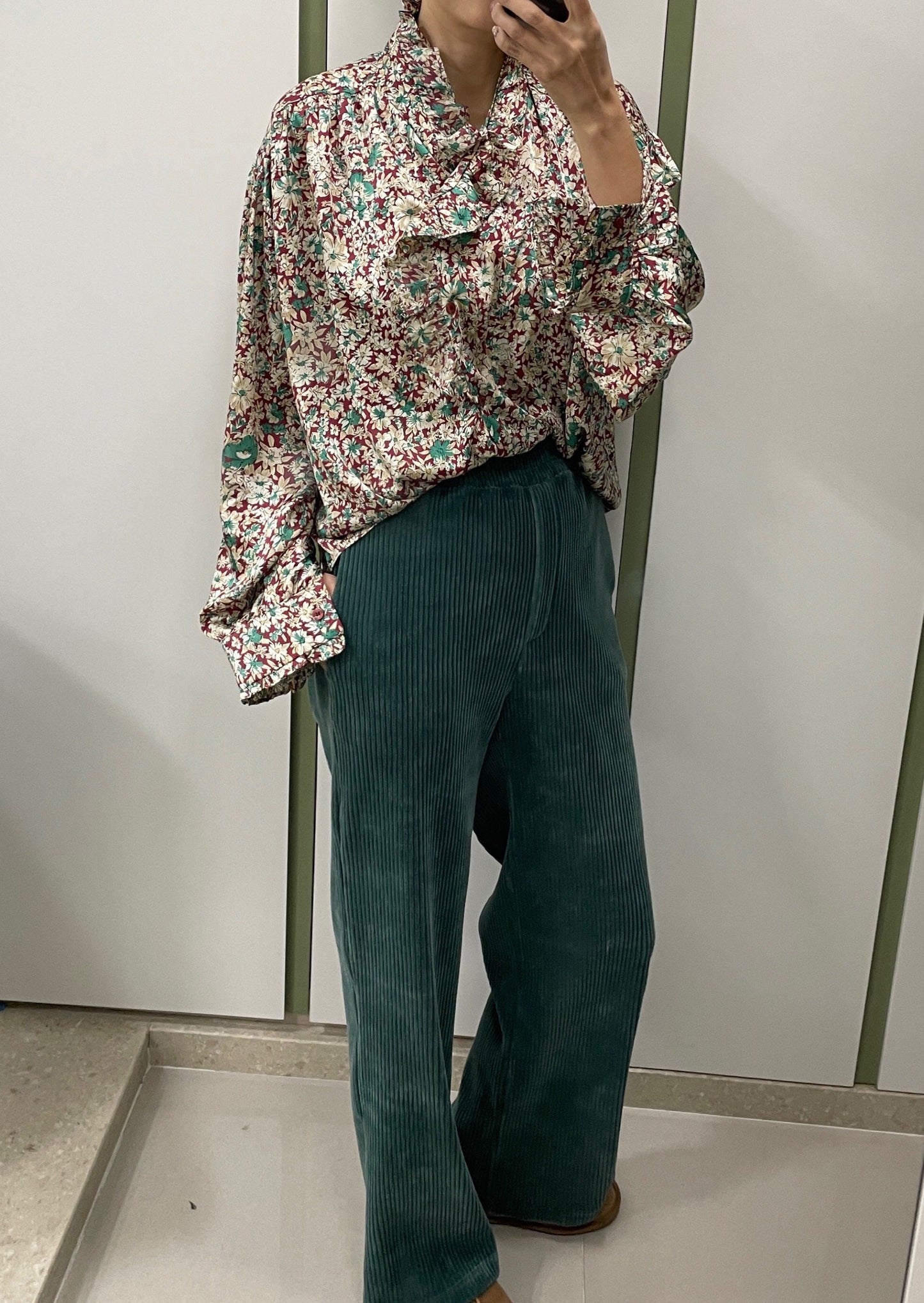 Stretch Corduroy Wide Leg pants