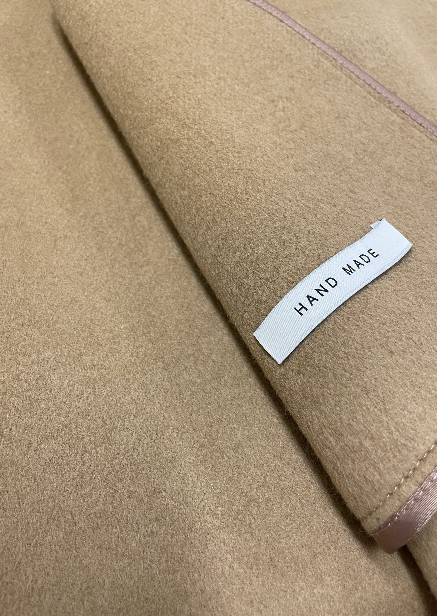 <Abi + Ari Black label> Handmade Oversized Lambswool Waistcoat