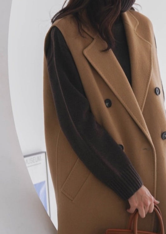 <Abi + Ari Black label> Handmade Oversized Lambswool Waistcoat