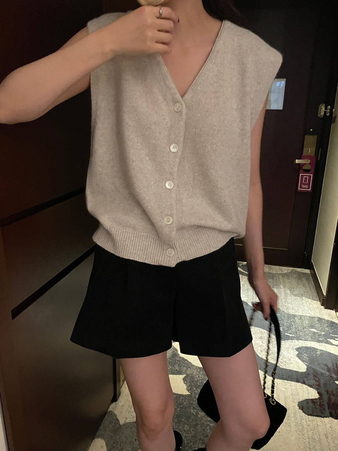 Cashmere / Fox Knit Vest