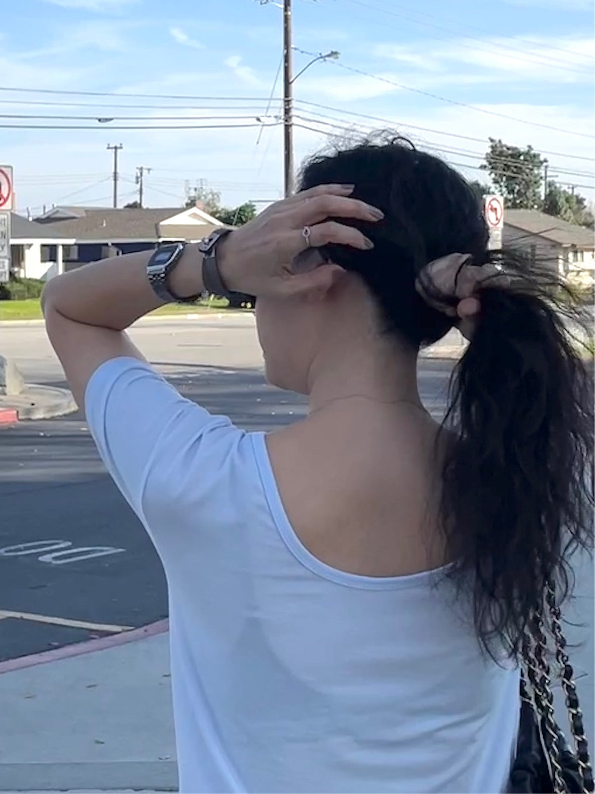 U-neck Tencel T-shirt