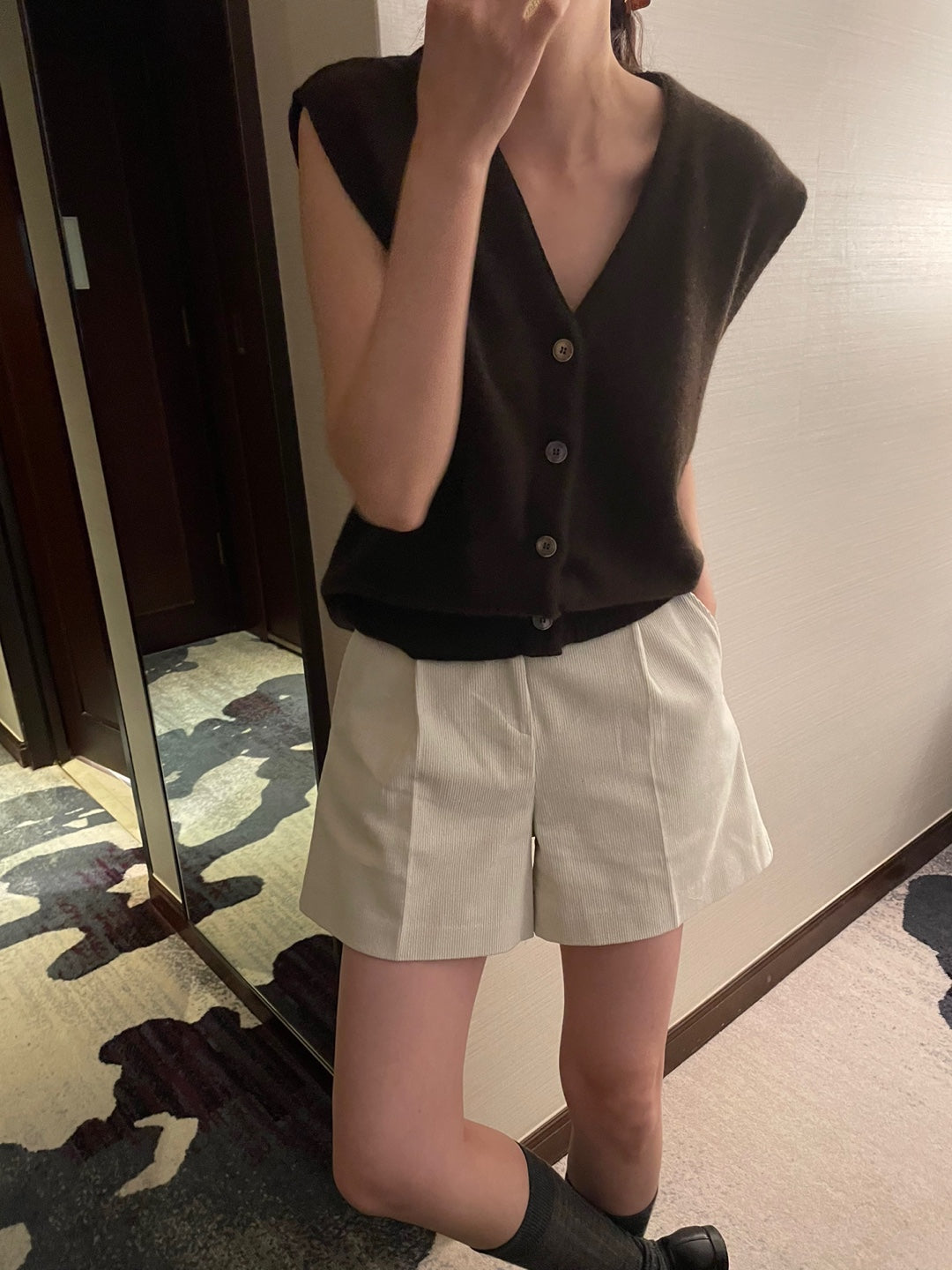 Cashmere / Fox Knit Vest