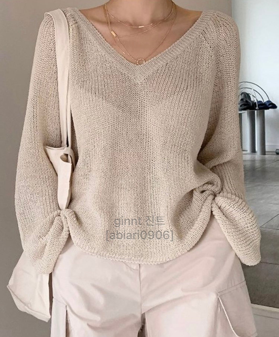 Carrie oversized V-neck summer knit
