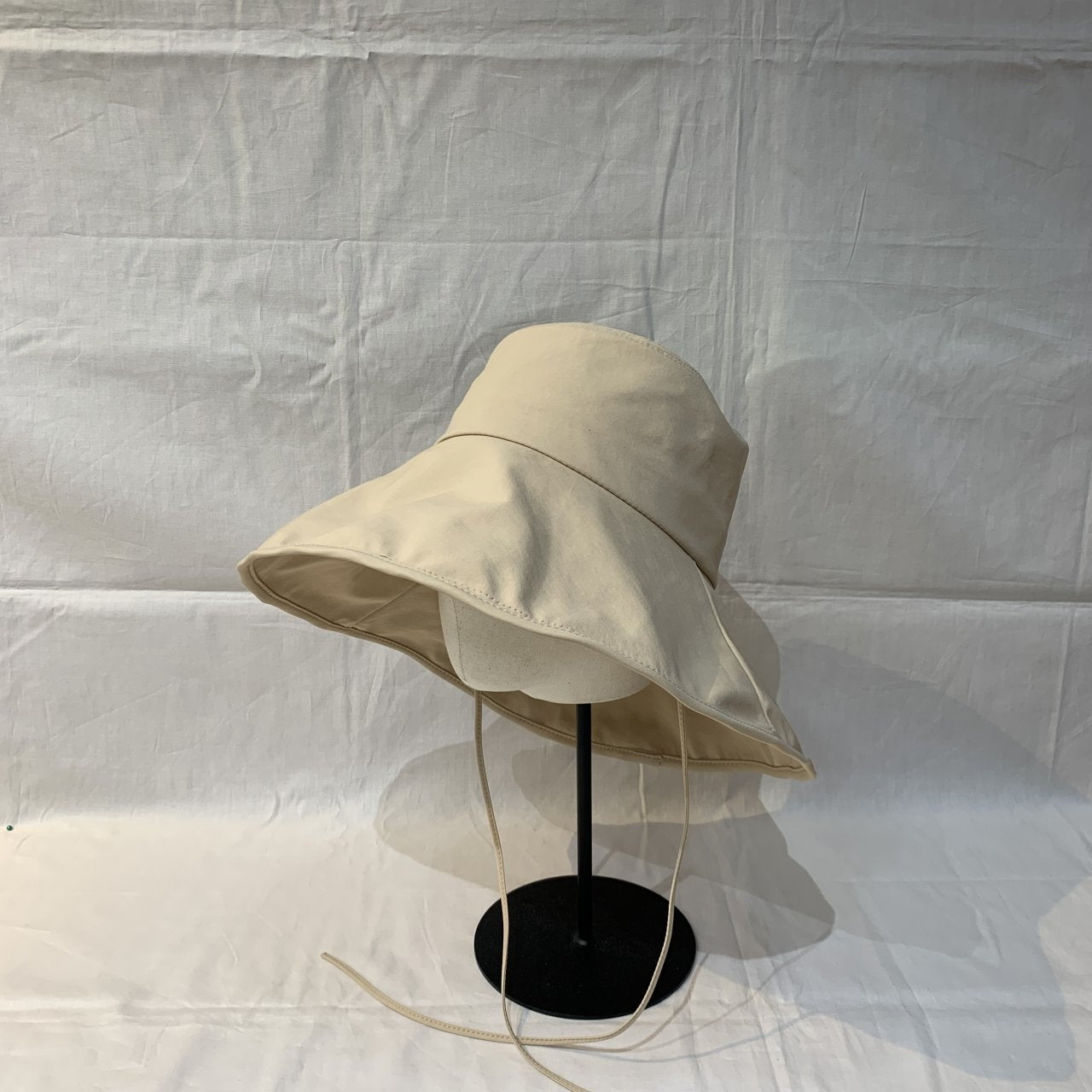 Deep Bucket with Wide Brim