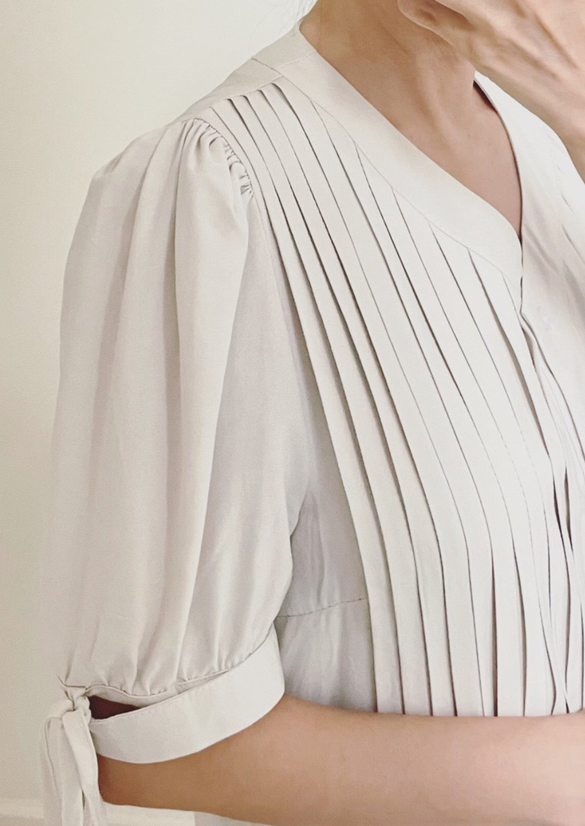 Bow Pintuck Robe dress