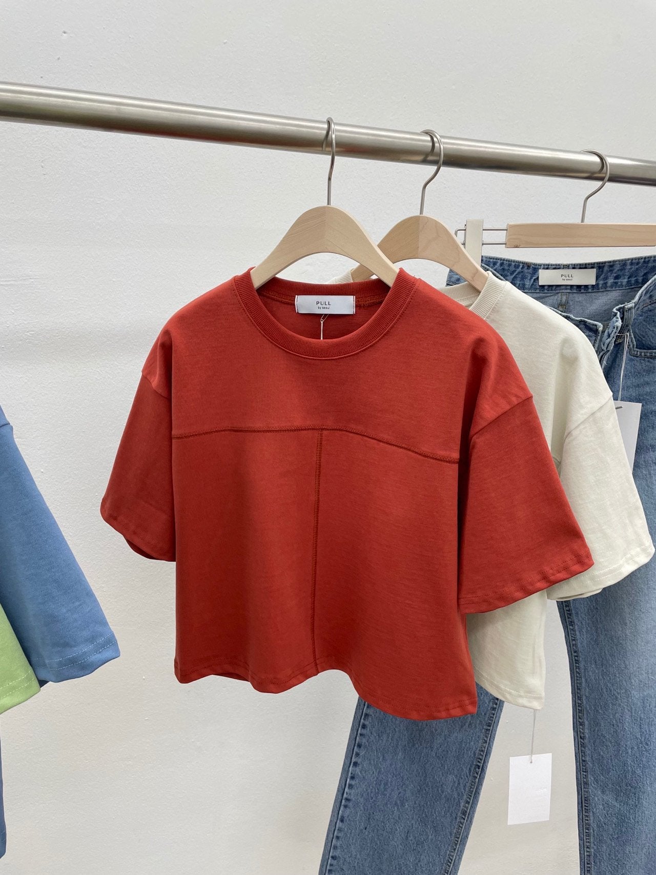 Seamed Cropped T shirt