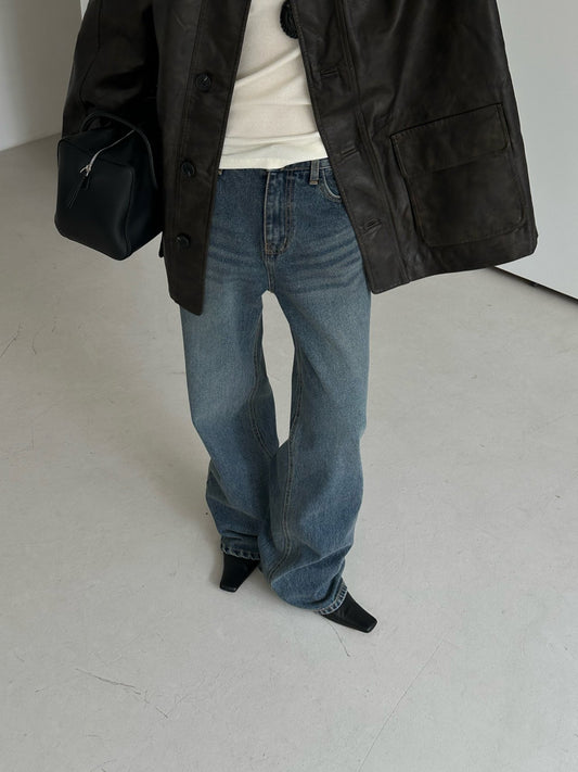 Semi Wide Relaxed Straight Leg Denim
