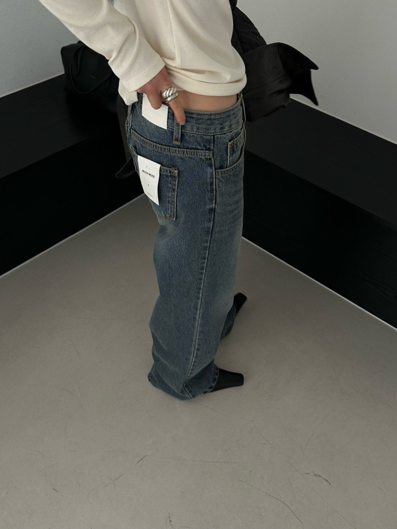 Semi Wide Relaxed Straight Leg Denim