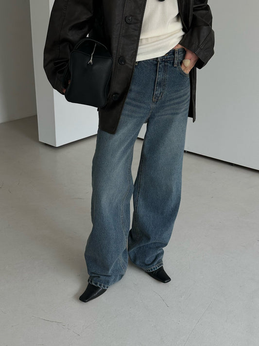 Semi Wide Relaxed Straight Leg Denim