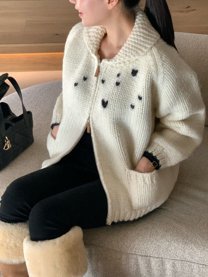 <Black>Hand Embroidered Chunky Knit Zip Up