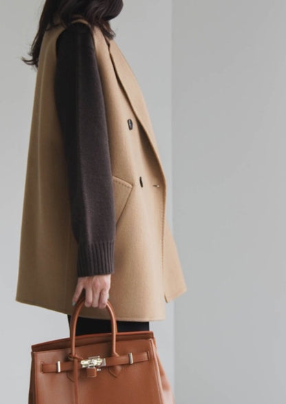 <Abi + Ari Black label> Handmade Oversized Lambswool Waistcoat